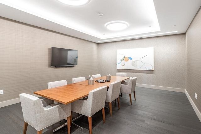 $1,522,500 | 50 Liberty Drive, Unit 10H, Boston, MA 02210