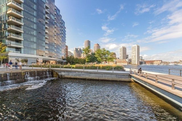 $1,522,500 | 50 Liberty Drive, Unit 10H, Boston, MA 02210