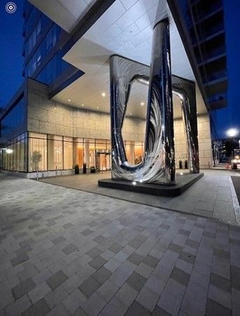 $1,522,500 | 50 Liberty Drive, Unit 10H, Boston, MA 02210