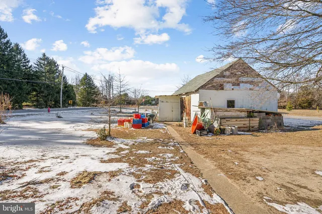 a view of the terrace view