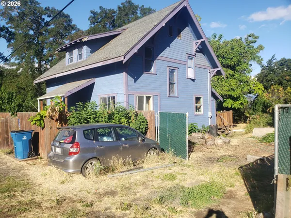 $380,000 | 307 3rd Street, Lyle, WA 98635