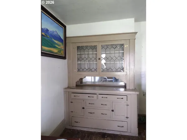 $380,000 | 307 3rd Street, Lyle, WA 98635