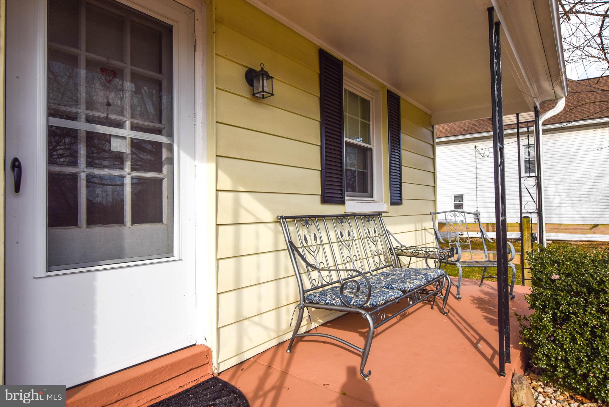 27612 Ridge Road Damascus, MD 20872 - Photo 5 of 42