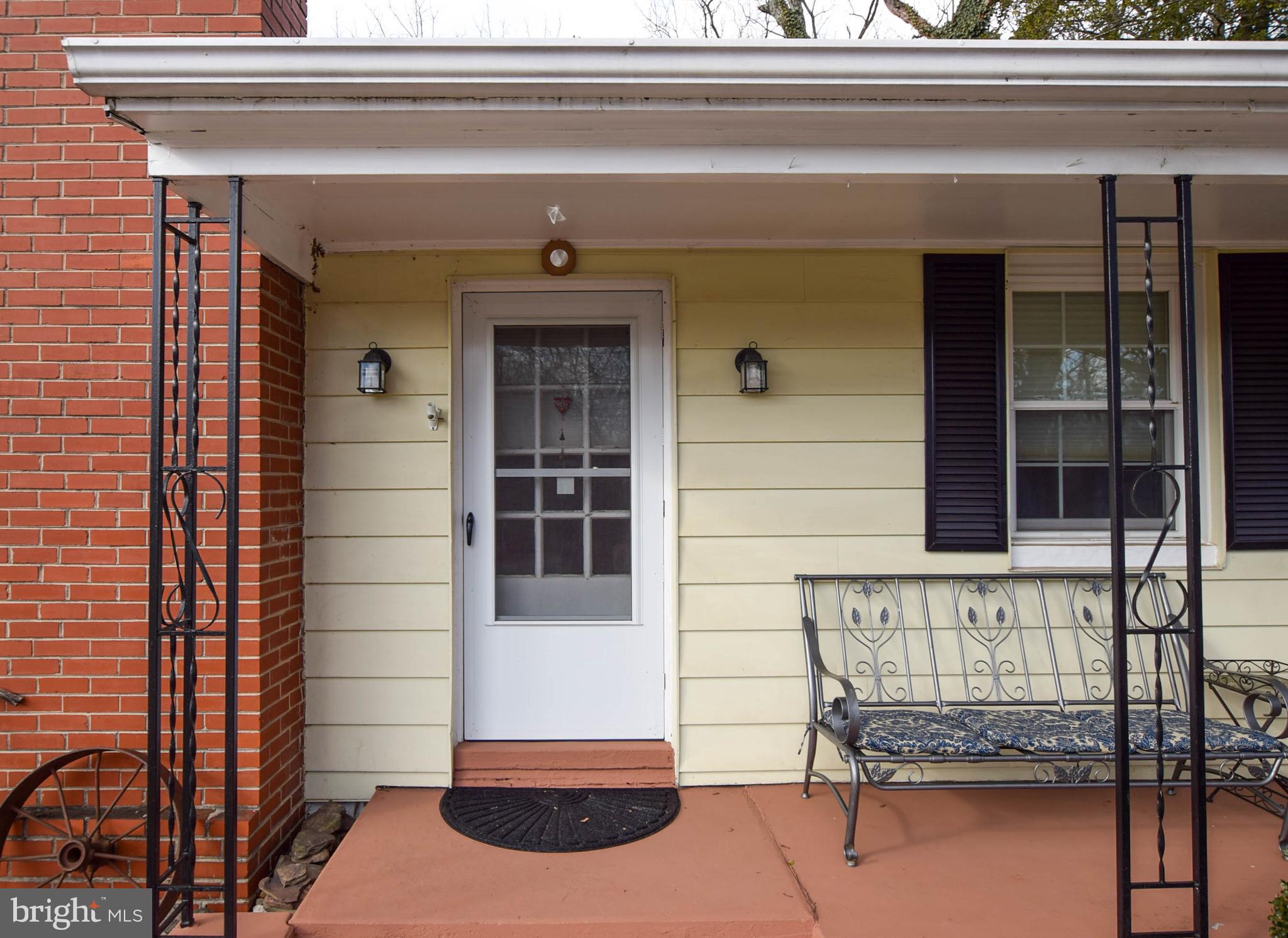27612 Ridge Road Damascus, MD 20872 - Photo 6 of 42