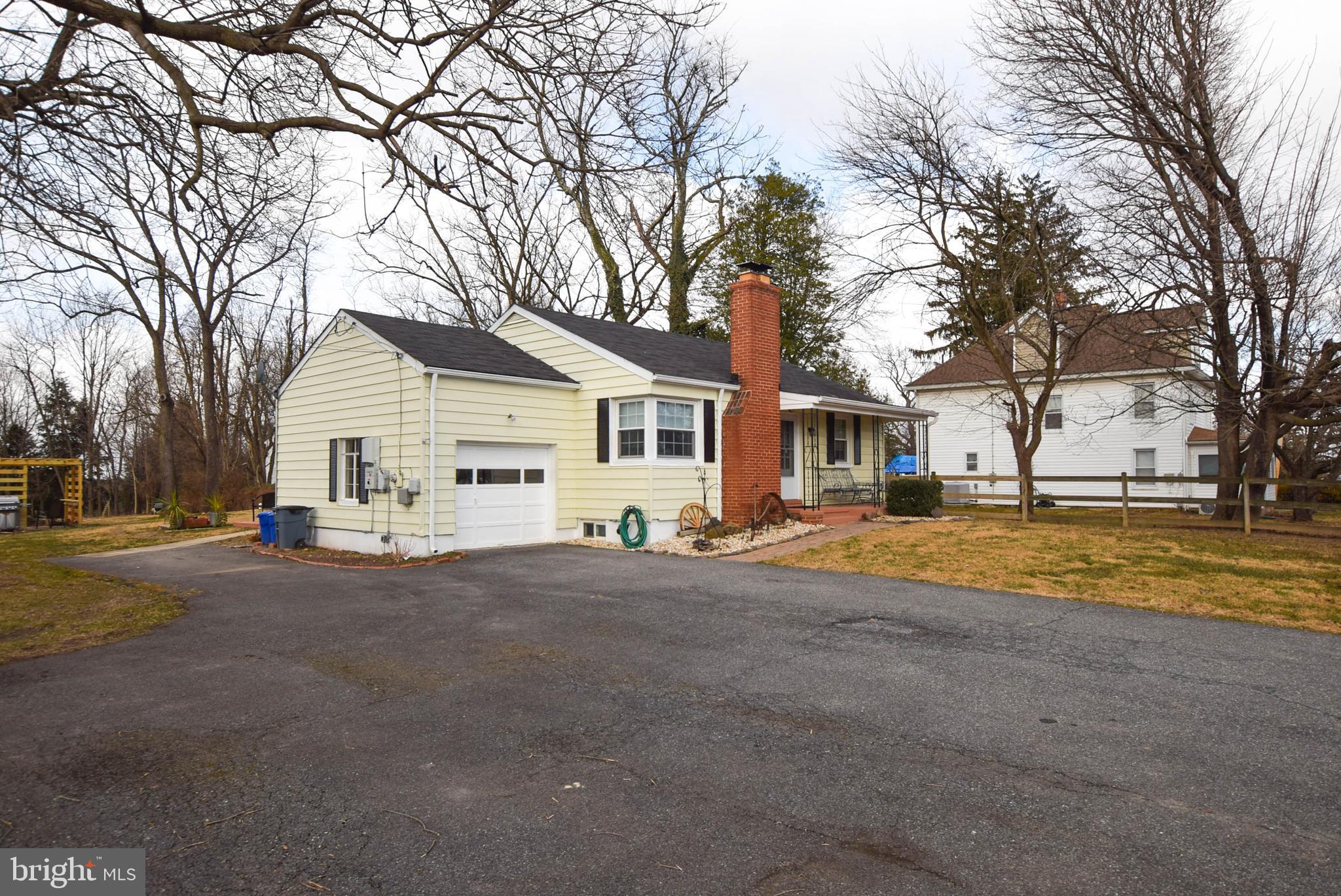 27612 Ridge Road Damascus, MD 20872 - Photo 8 of 42