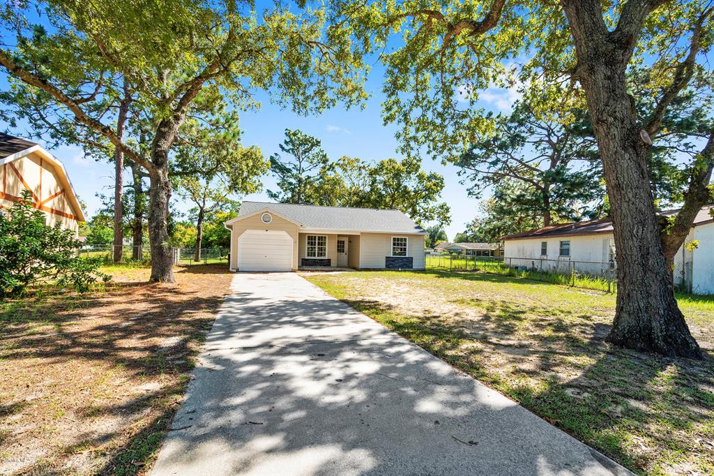 30 Spring Loop Circle Ocala, FL 34472 - Photo 1 of 1 30 Spring Loop Circle- 46