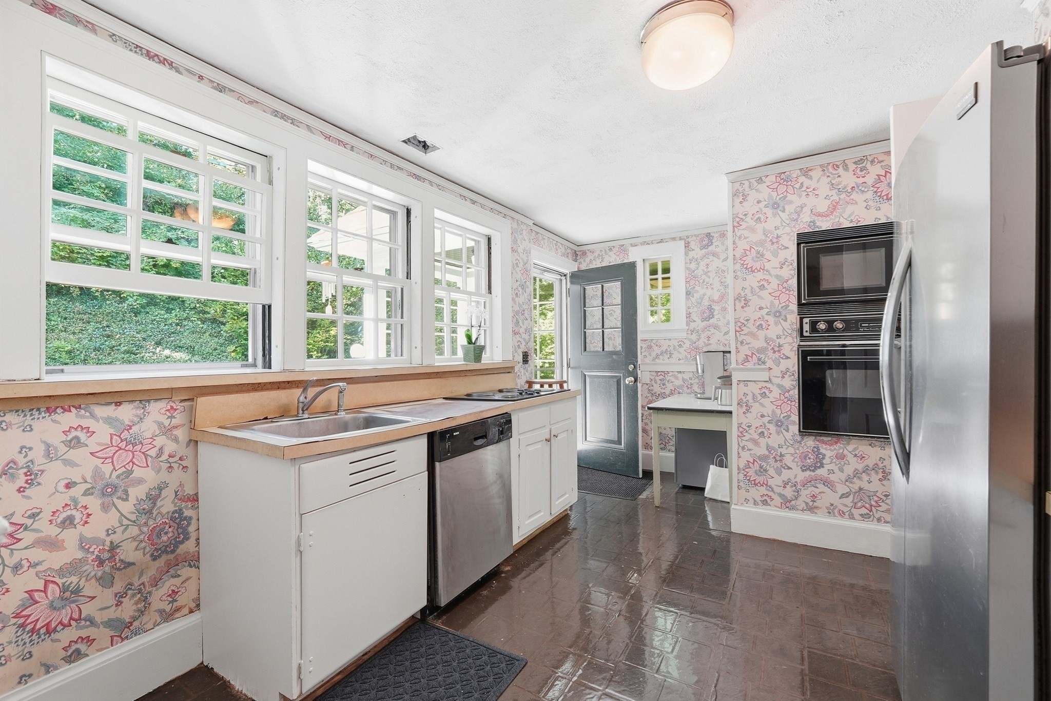 39 Otsego Road Worcester, MA 01609 - Photo 20 of 35 Gallery Image 20