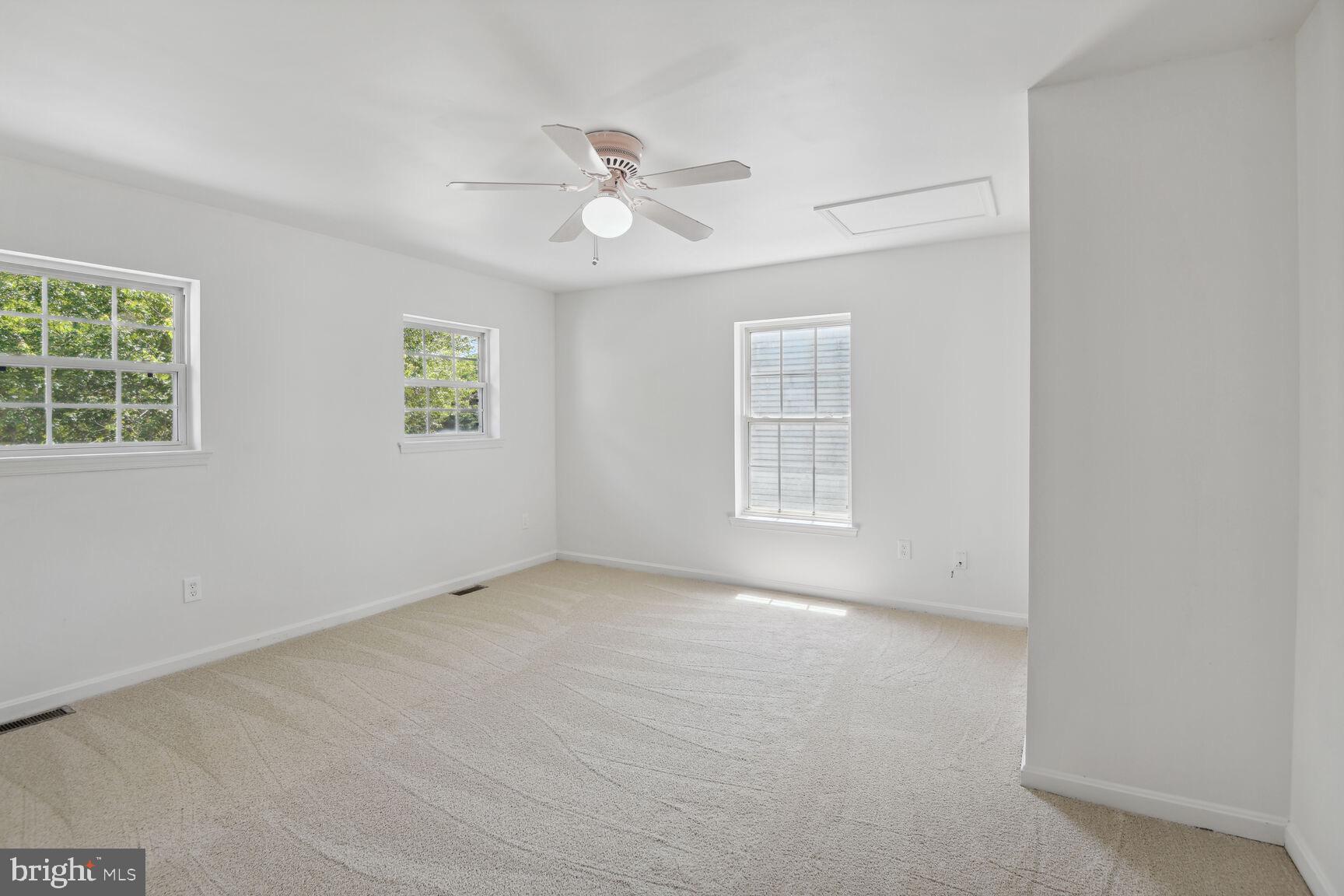 1402 Brenwoode Road Annapolis, MD 21409 - Photo 19 of 29 Bedroom 1 with natural light