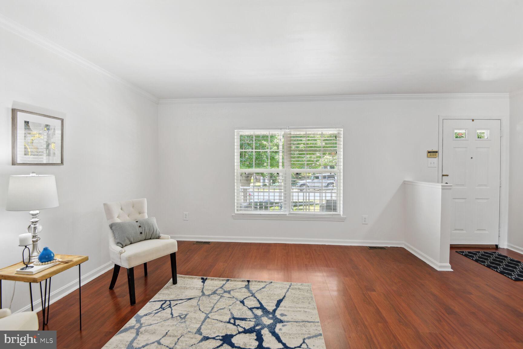 1402 Brenwoode Road Annapolis, MD 21409 - Photo 6 of 29 Living room natural light