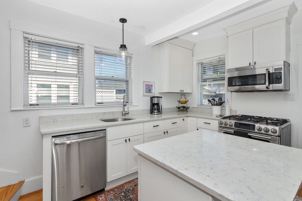 116 Court Road Winthrop, MA 02152 - Photo 19 of 42 Gallery Image 19