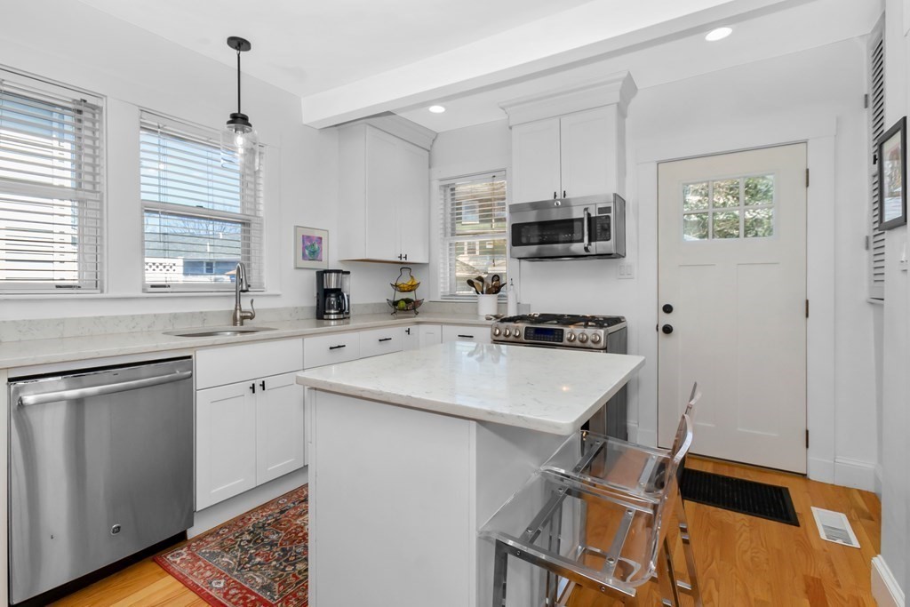 116 Court Road Winthrop, MA 02152 - Photo 21 of 42 Gallery Image 21