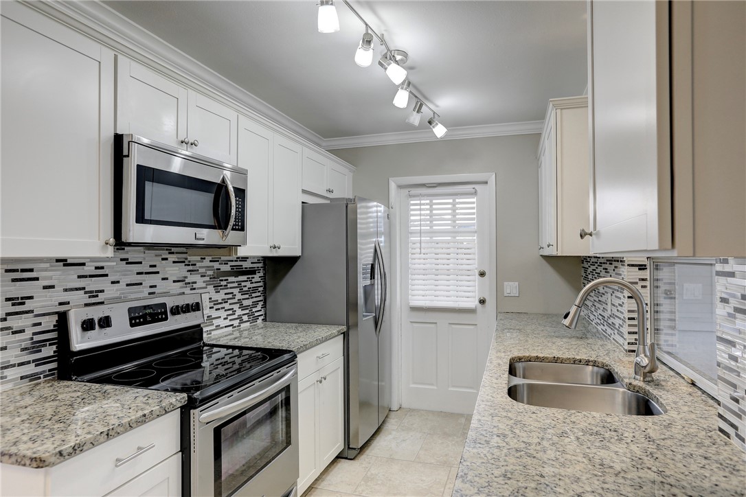 866 Gilbert Street Sebastian, FL 32958 - Photo 13 of 36