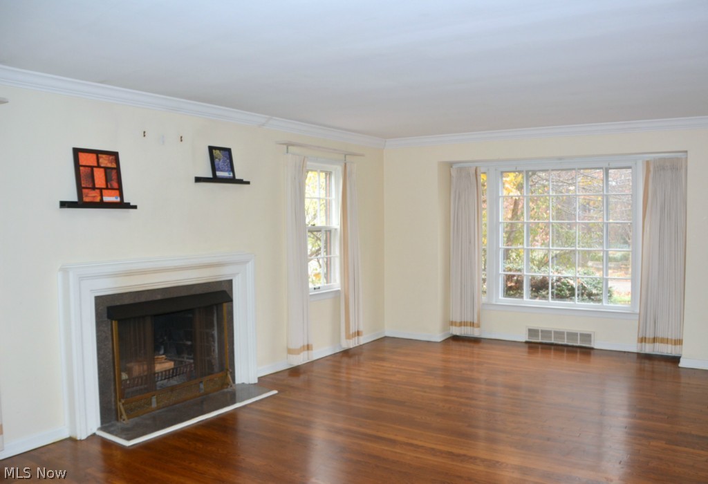 3696 Lytle Road Shaker Heights, OH 44122 - Photo 2 of 24 Gallery Image 2