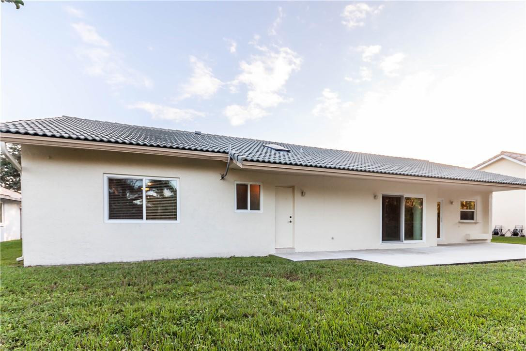 15861 Huntridge Road Davie, FL 33331 - Photo 29 of 31 Photo 30