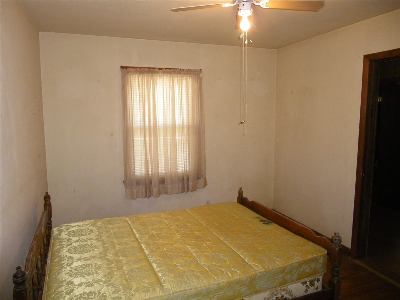 705 Wall Street Evansville, IN 47713 - Photo 5 of 6