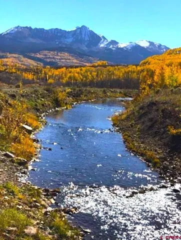 a view of an outdoor space with a lake view
