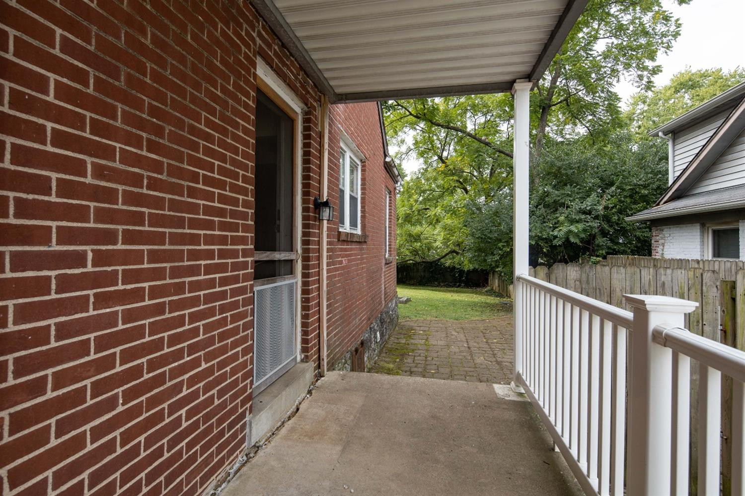 1124 Liberty Road Lexington, KY 40505 - Photo 16 of 22 Photo 16