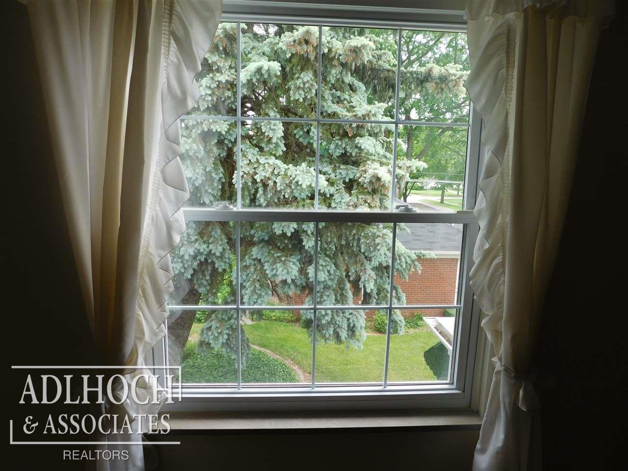1100 Whittier Road Grosse Pointe, MI 48230 - Photo 14 of 20 All New Windows