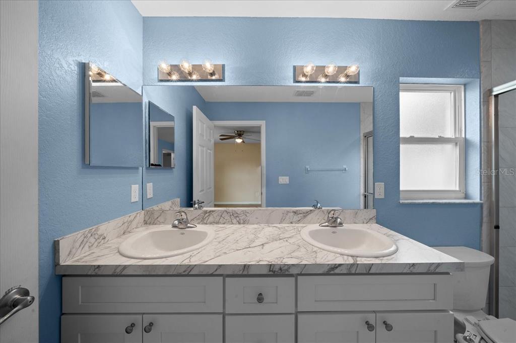 2471 Northwest 24th Road Ocala, FL 34475 - Photo 14 of 33 Gallery Image 14