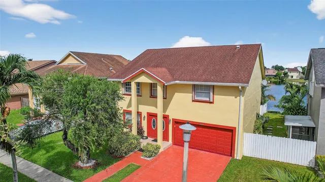 $795,000 | 1001 Southwest 100th Terrace, Pembroke Pines, FL 33025