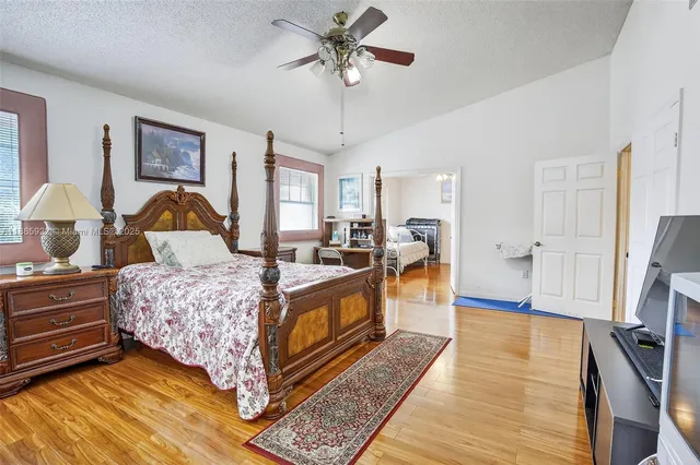 $795,000 | 1001 Southwest 100th Terrace, Pembroke Pines, FL 33025