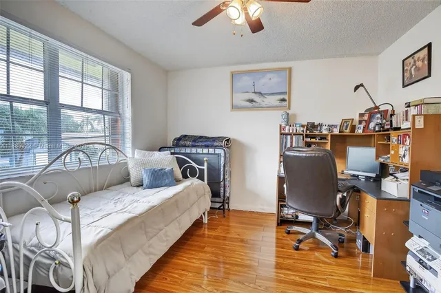 $795,000 | 1001 Southwest 100th Terrace, Pembroke Pines, FL 33025