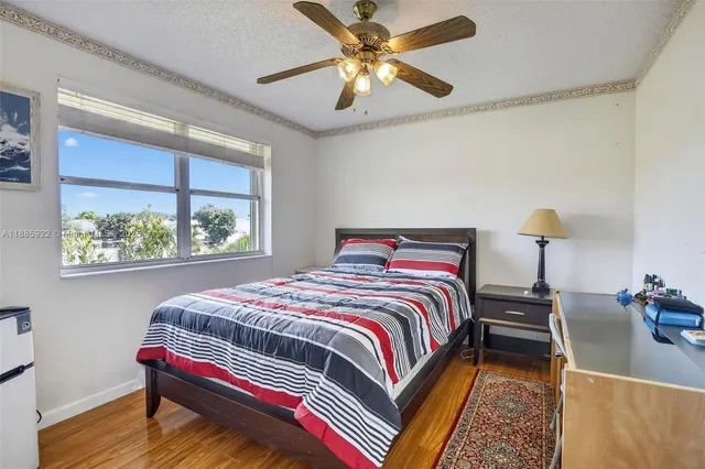 $795,000 | 1001 Southwest 100th Terrace, Pembroke Pines, FL 33025