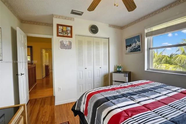 $795,000 | 1001 Southwest 100th Terrace, Pembroke Pines, FL 33025