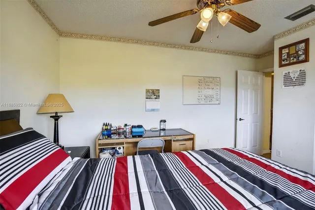 $795,000 | 1001 Southwest 100th Terrace, Pembroke Pines, FL 33025