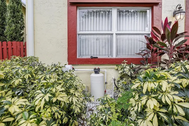 $795,000 | 1001 Southwest 100th Terrace, Pembroke Pines, FL 33025