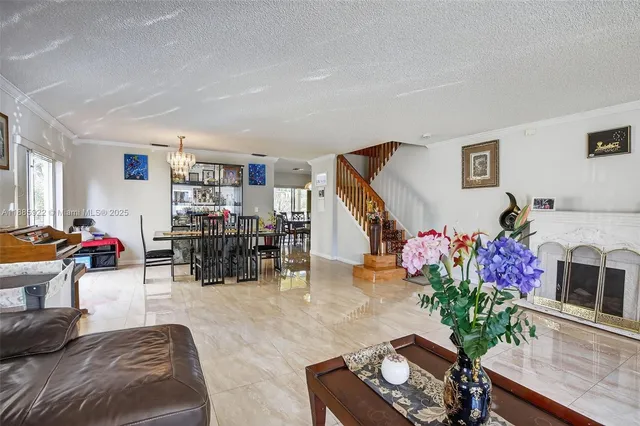 $795,000 | 1001 Southwest 100th Terrace, Pembroke Pines, FL 33025