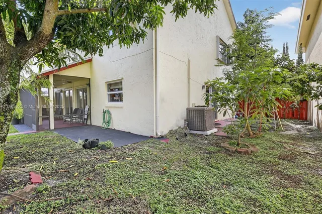 $795,000 | 1001 Southwest 100th Terrace, Pembroke Pines, FL 33025