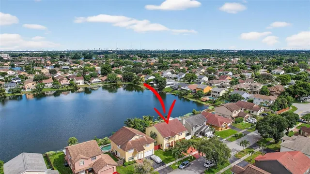 $795,000 | 1001 Southwest 100th Terrace, Pembroke Pines, FL 33025