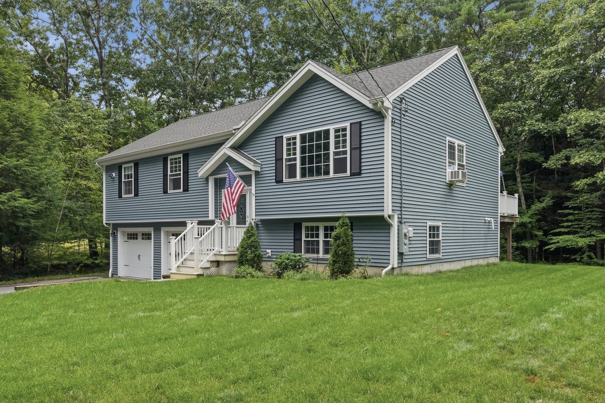 106 Otter River Road Gardner, MA 01440 - Photo 2 of 32 Gallery Image 2