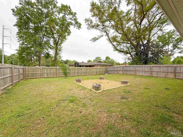 $1,995 | 903 Lovebird Court, Pensacola, FL 32534