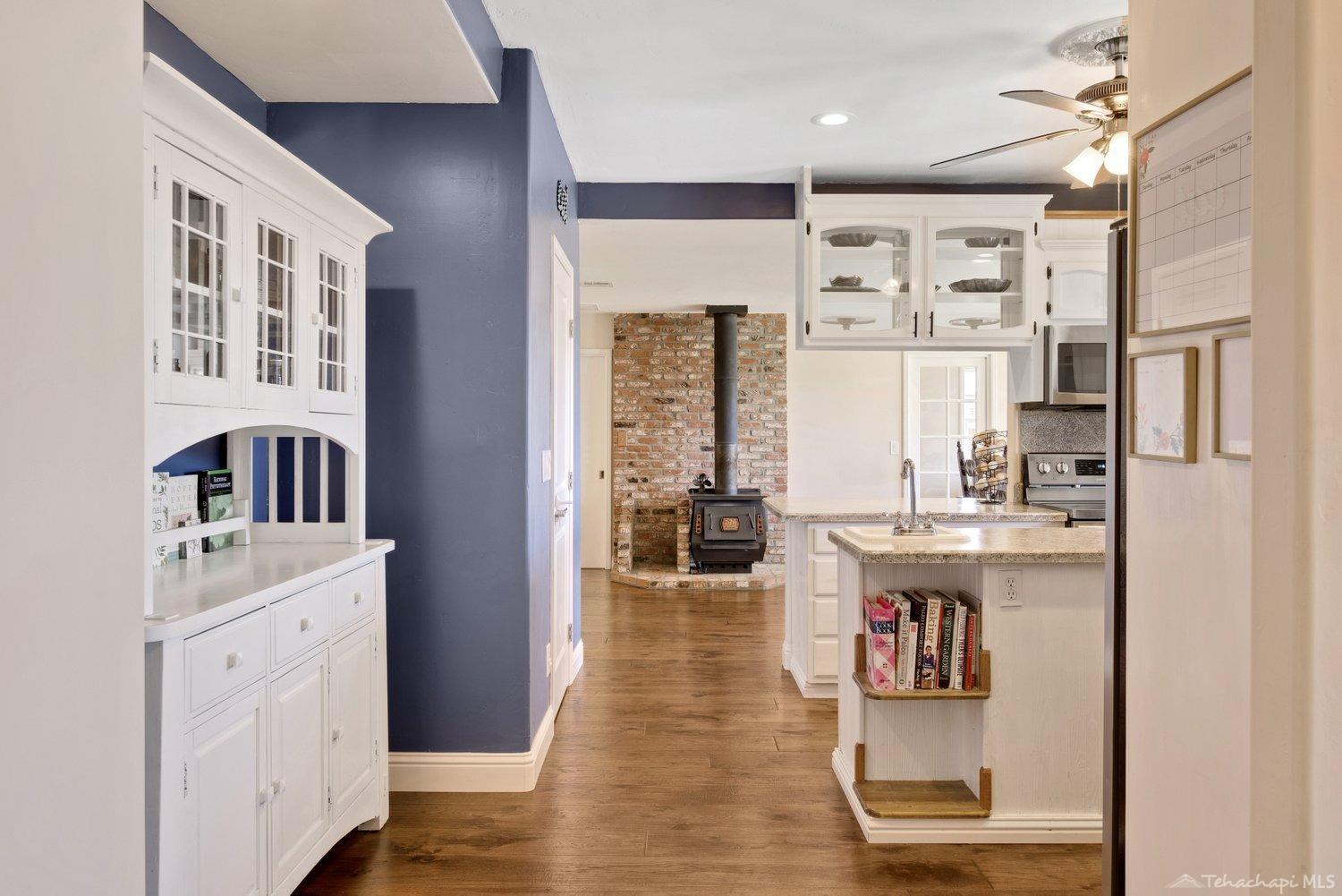 21218 Pine Ridge Drive Tehachapi, CA 93561 - Photo 13 of 62 Gallery Image 13