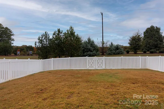 $3,500 | 3304 Cheyney Park Drive, Charlotte, NC 28269