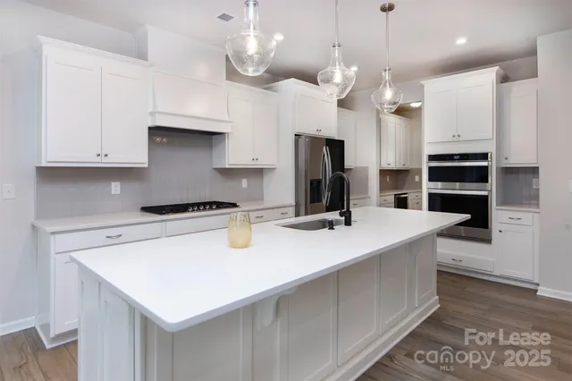 $3,500 | 3304 Cheyney Park Drive, Charlotte, NC 28269