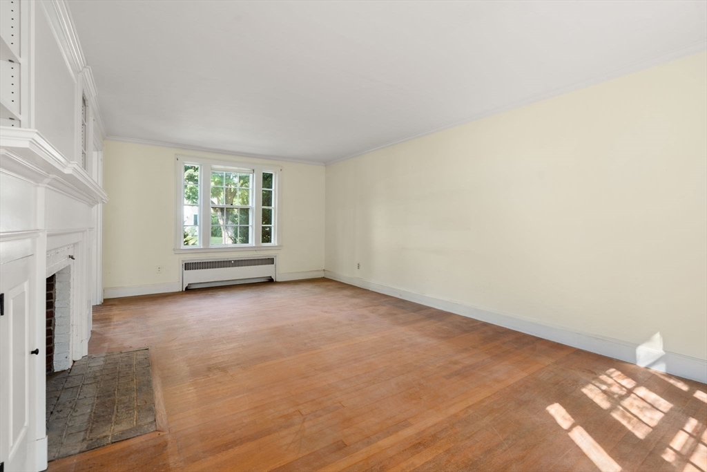 10 Wilde Road Wellesley, MA 02481 - Photo 8 of 30