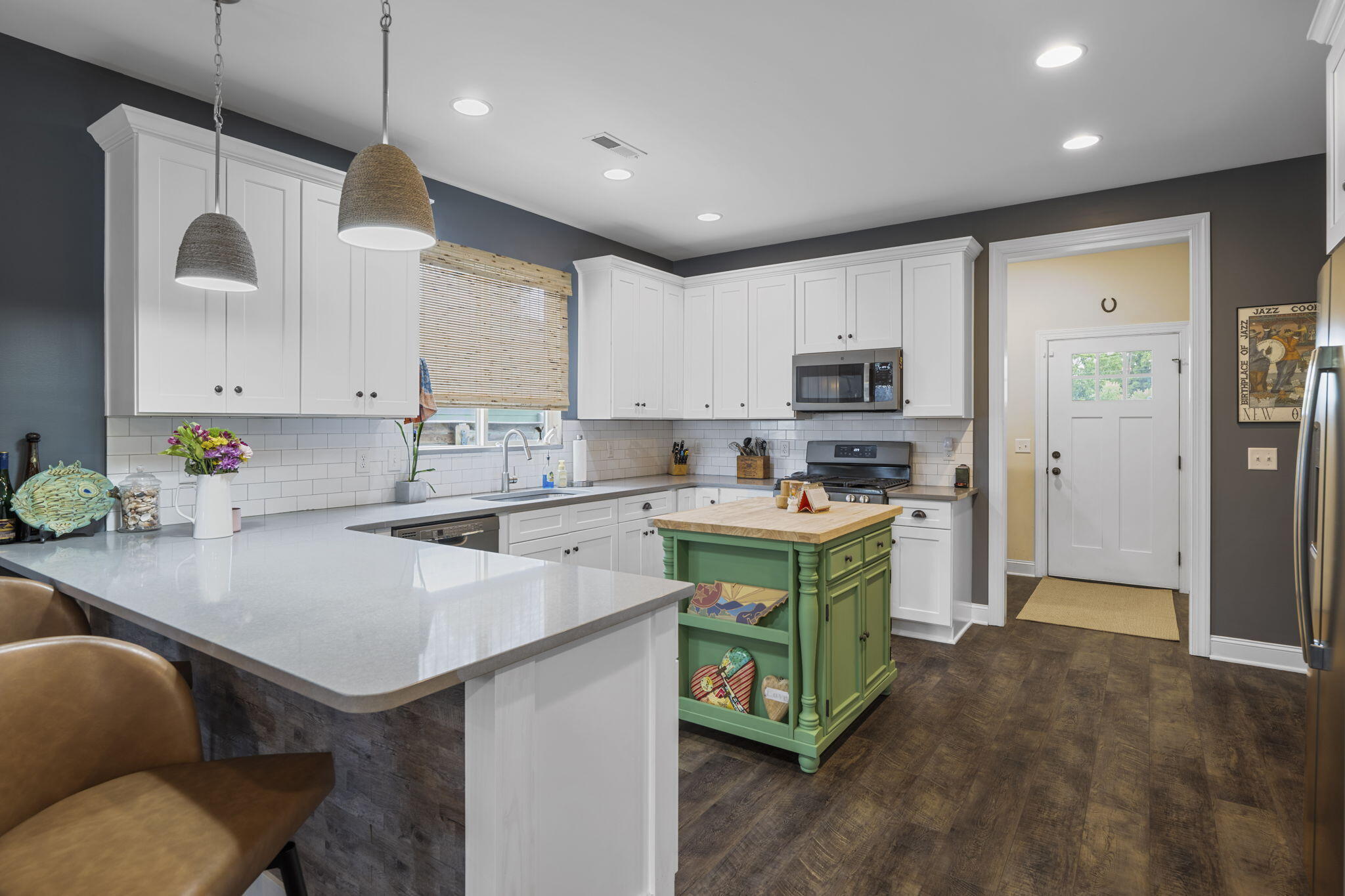 2202 Bennett Avenue Chattanooga, TN 37404 - Photo 12 of 38 31-web-or-mls-DSC_0120