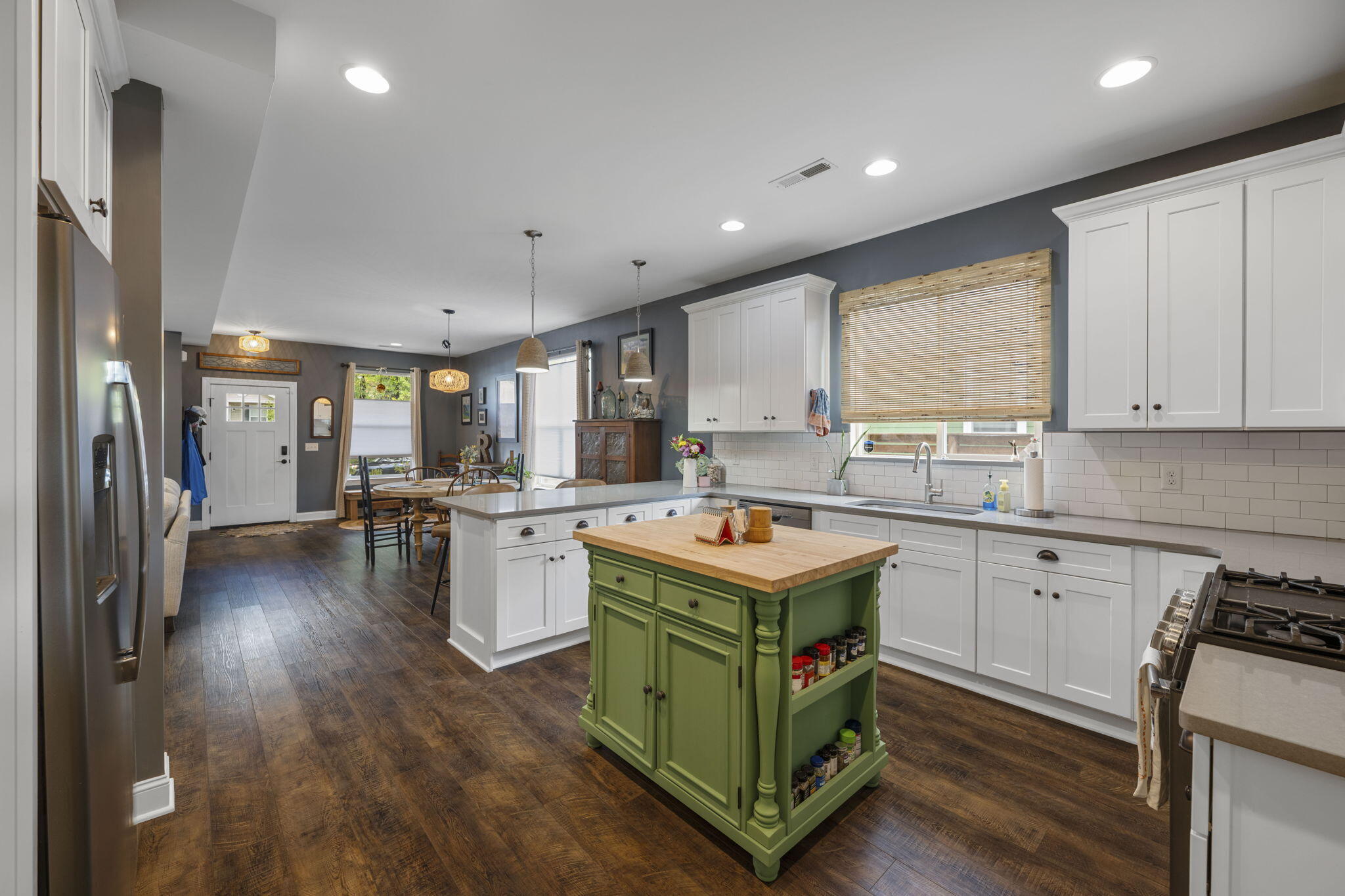 2202 Bennett Avenue Chattanooga, TN 37404 - Photo 14 of 38 33-web-or-mls-DSC_0126
