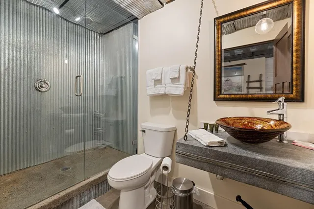 $500,000 | 1525 6 1/2 Avenue, Dallas, WI 54733