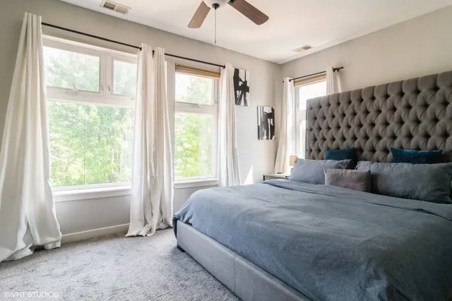 $410,000 | 6201 South Drexel Avenue, Chicago, IL 60637