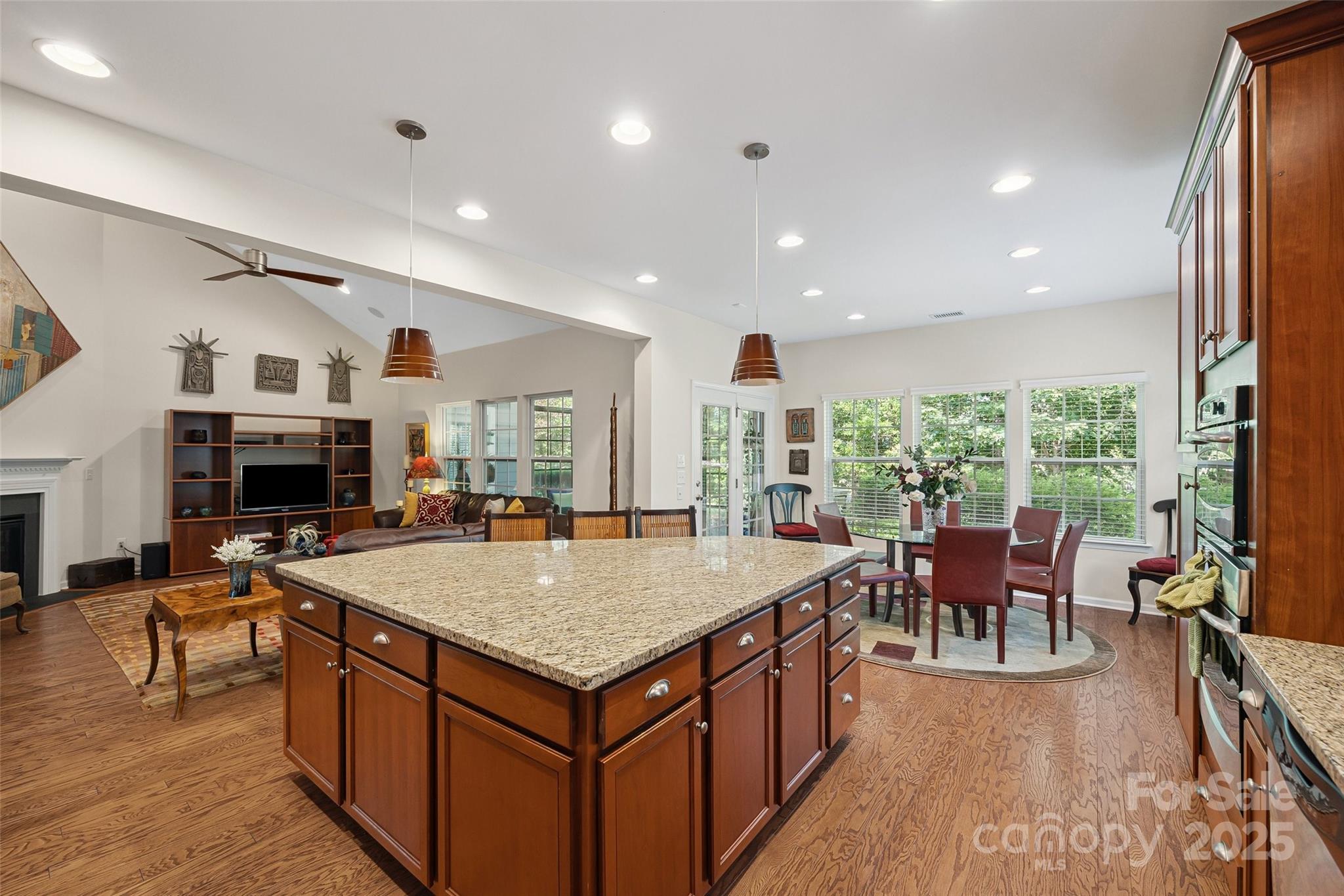 16833 Rudence Court Charlotte, NC 28278 - Photo 18 of 38 Gallery Image 18