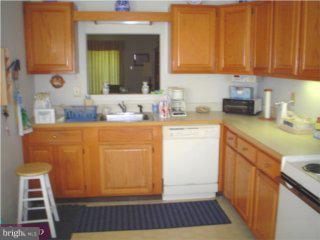 3905 Chadbury Road Mount Laurel, NJ 08054 - Photo 2 of 5
