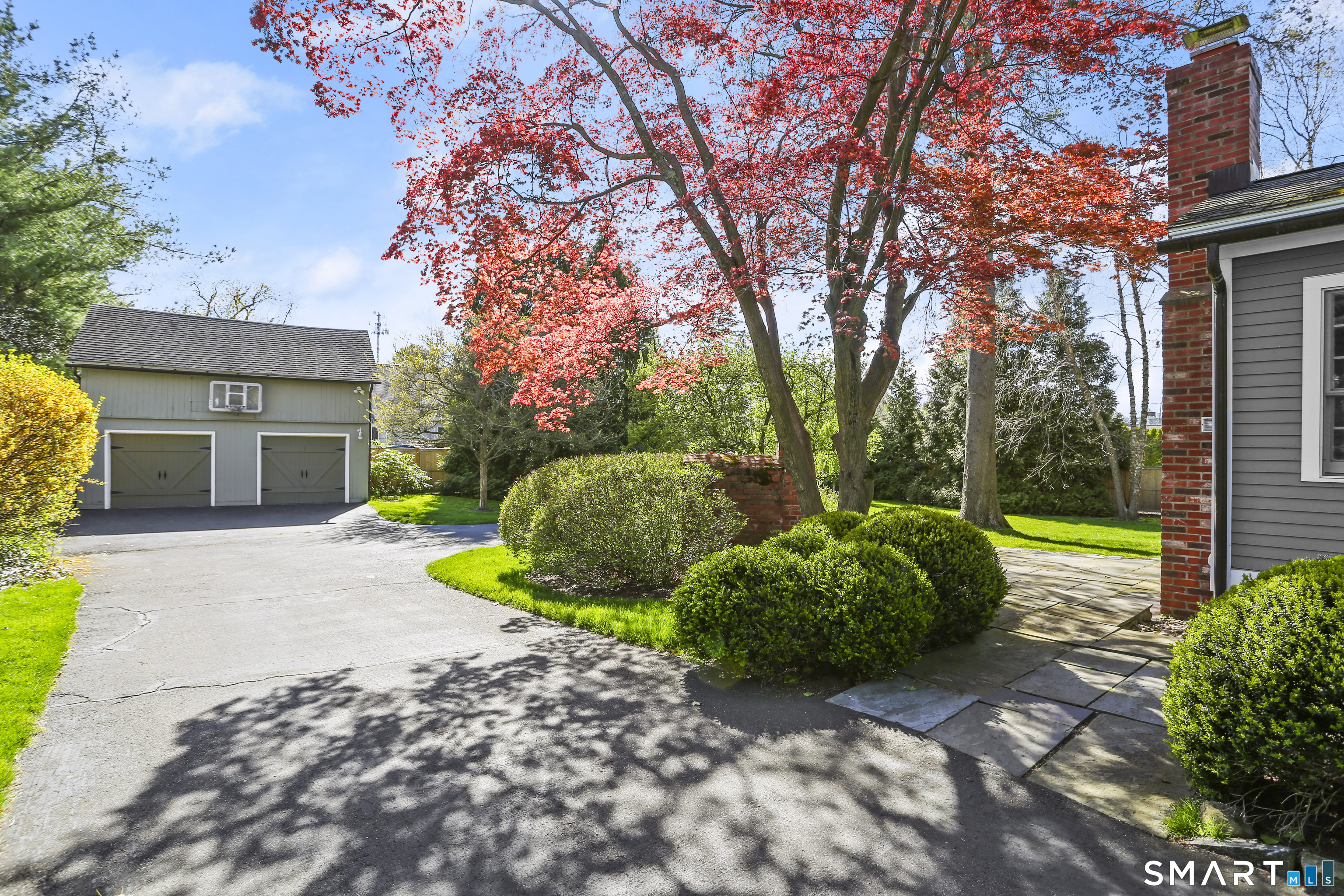 1005 Old Post Road Fairfield, CT 06824 - Photo 33 of 34
