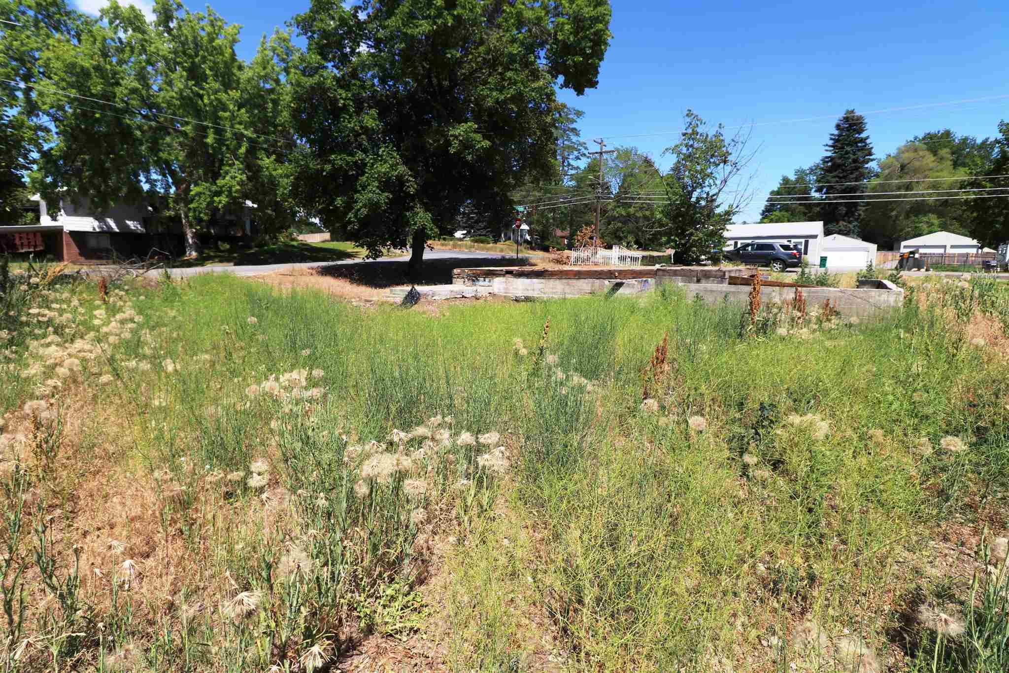 917 North Vista Road Spokane Valley, WA 99212 - Photo 4 of 9