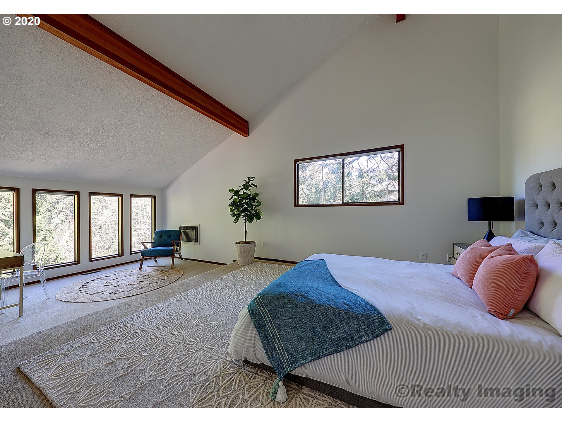 5002 Southwest Humphrey Park Road Portland, OR 97221 - Photo 17 of 32 Gallery Image 17