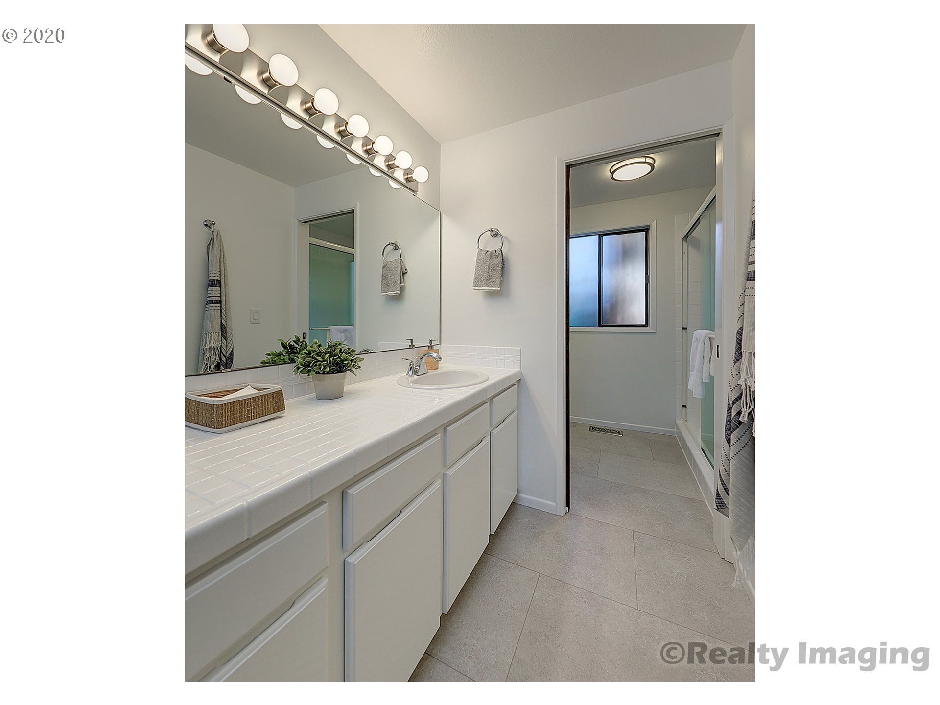 5002 Southwest Humphrey Park Road Portland, OR 97221 - Photo 21 of 32 Gallery Image 21