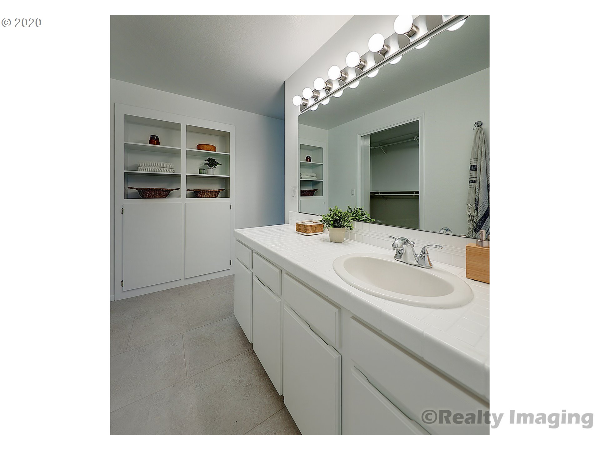 5002 Southwest Humphrey Park Road Portland, OR 97221 - Photo 22 of 32 Gallery Image 22